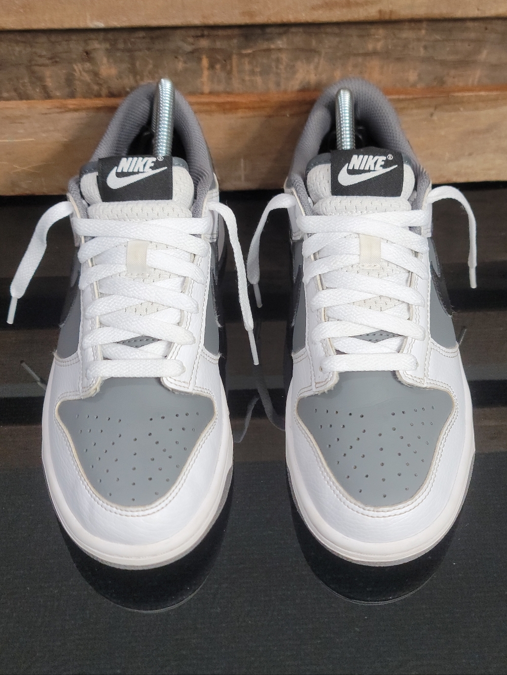 Nike Dunk Low "Light Smoke Grey" Wmns 8 Same Day Shipping - Picture 6 of 14